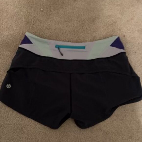 NEVER WORN Navy Lululemon Speed ups - Picture 2 of 2